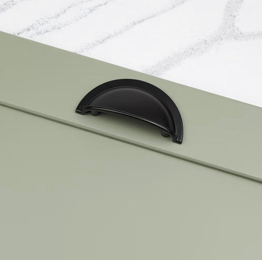 Half moon cup handle